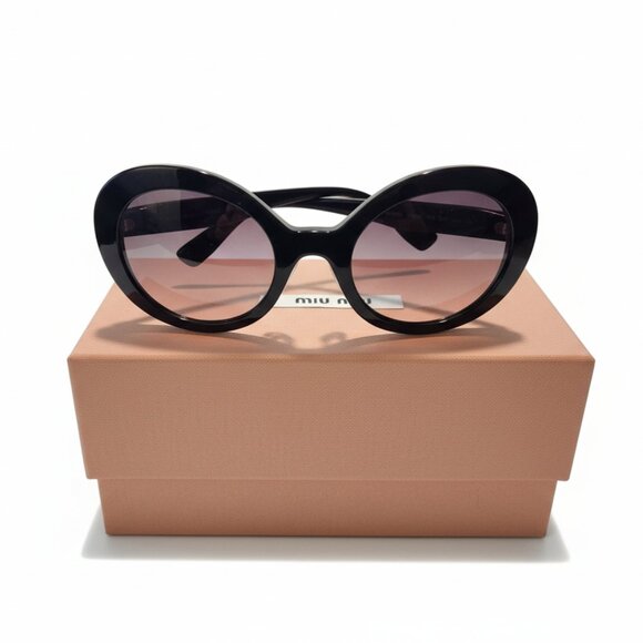 Miu Miu MU 04VS Sunglasses - Picture 9 of 9